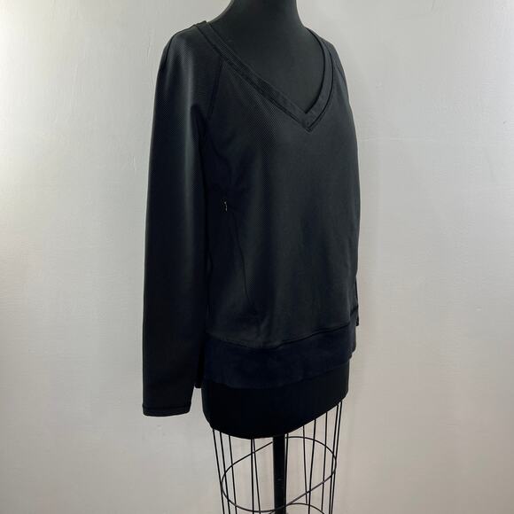 LULULEMON Black After Asana Long Sleeve V-Neck Pullover Sweatshirt w/ Pockets - Picture 4 of 8